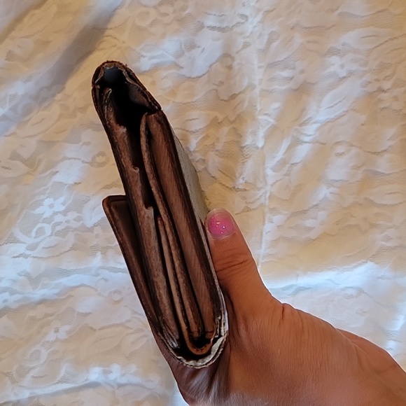 Louis Vuitton wallet - Picture 4 of 10